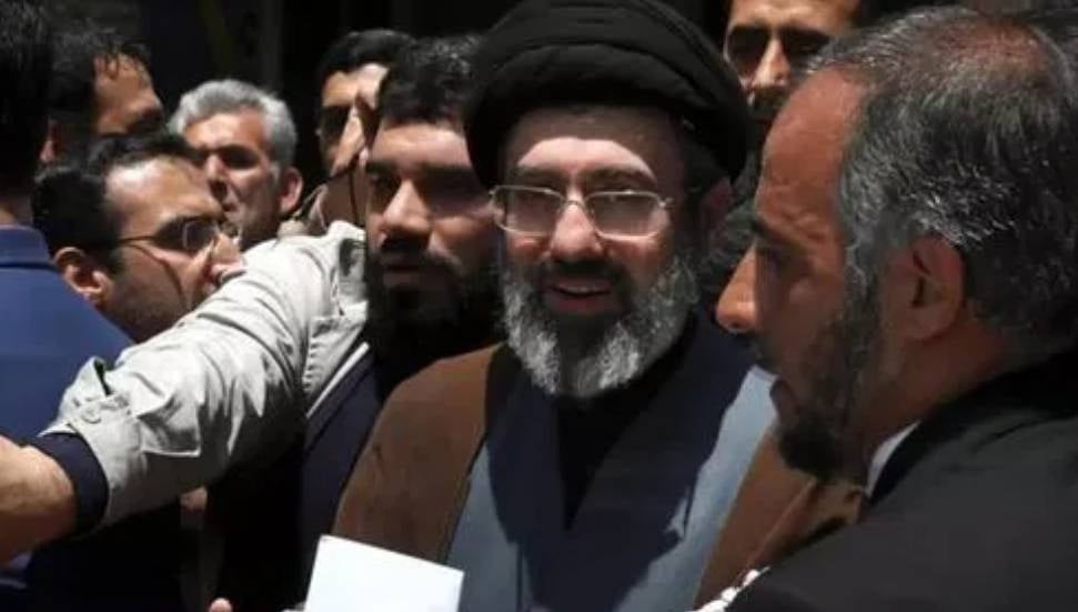 İran'ın Yeni Dini Lideri Mücteba Hamaney Olarak Belirlendi