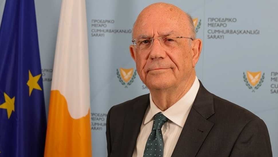 Rum Maliye Bakanı Keravnos, Brüksel'de Eurogroup ve Ecofin Toplantılarıyla Gündemde