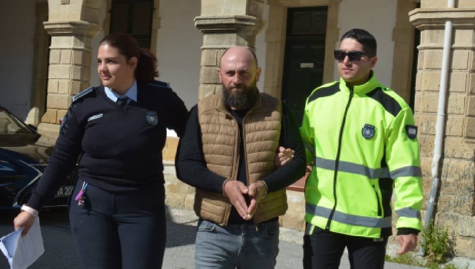 Askeri yasak bölge ihlali: 3 gün tutuklu kalacak Vasileios Karypıdıs