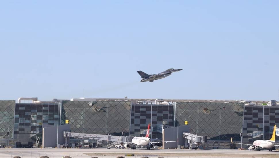 Türkiye’nin F-16 Hamlesi Yunan Basınında Gündem Oldu