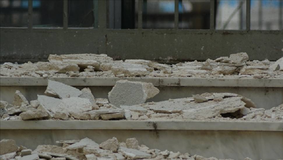 Epir Bölgesi'nde 5,3 Büyüklüğündeki Depremde 140'tan Fazla Bina Hasar Gördü