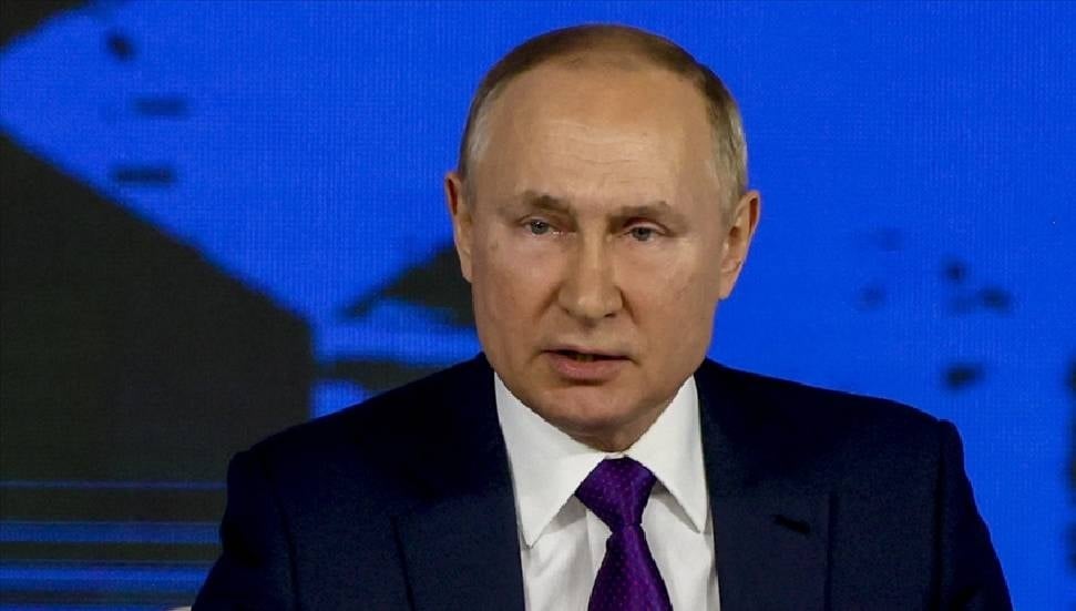 Putin: Donbass Yenileme Çalışmaları ile Hızla Gelişiyor