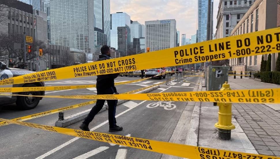 Toronto'daki ABD Konsolosluğuna Saldırı: Çok Sayıda Silah Sesi Duyuldu