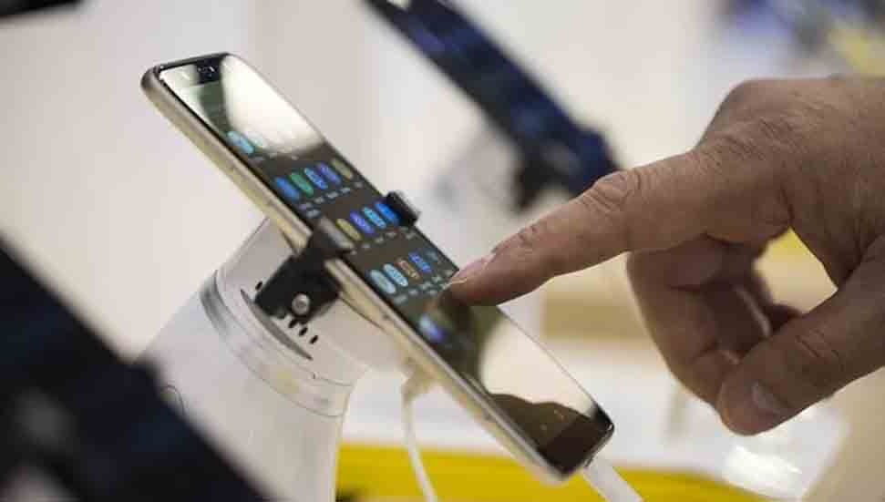 Telefonun Hikayesi: 150 Yılda Sesli İletişimden Ekrana Geçiş