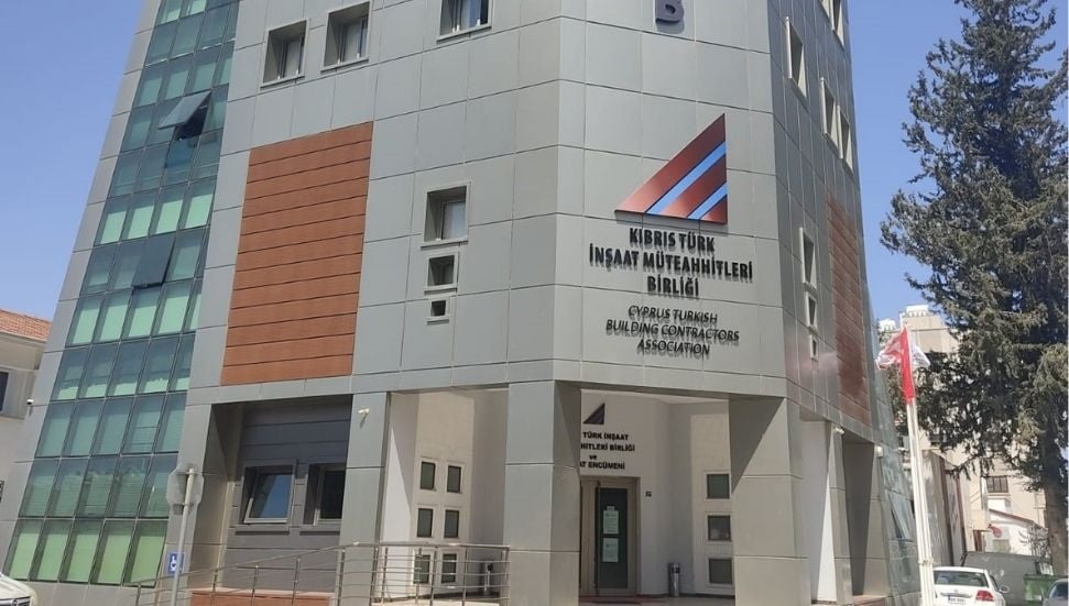 İnşaat Müteahhitleri Birliği: Plansız Kararlar Sektörde Belirsizlik Yaratarak Kriz Doğuruyor