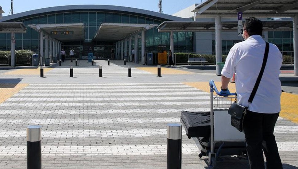 Larnaka ve Baf Havalimanlarında 36 Uçuş İptal Edildi