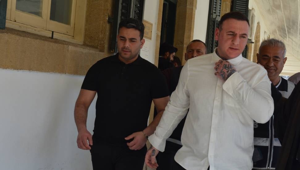 Uyuşturucu Suçundan 9 Ay Hapis Cezası Alan Zanlılar