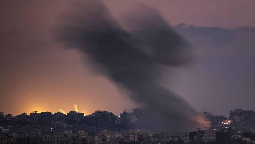 İran'ın Saldırıları Sonrası Tel Aviv ve Kudüs'te Patlama Sesleri Yükseldi