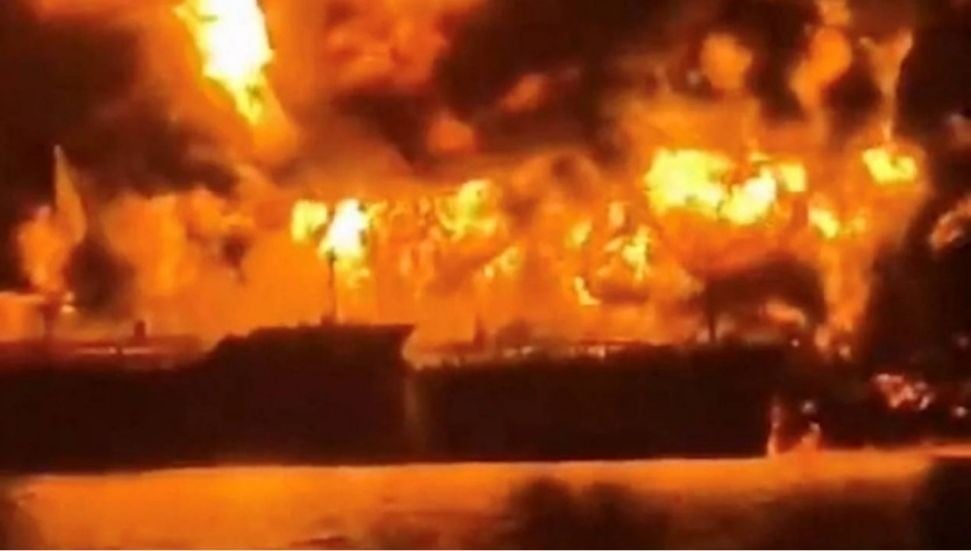 İran Basra Körfezi'nde Yunan Gemisine Saldırı: Denizci Hayatını Kaybetti