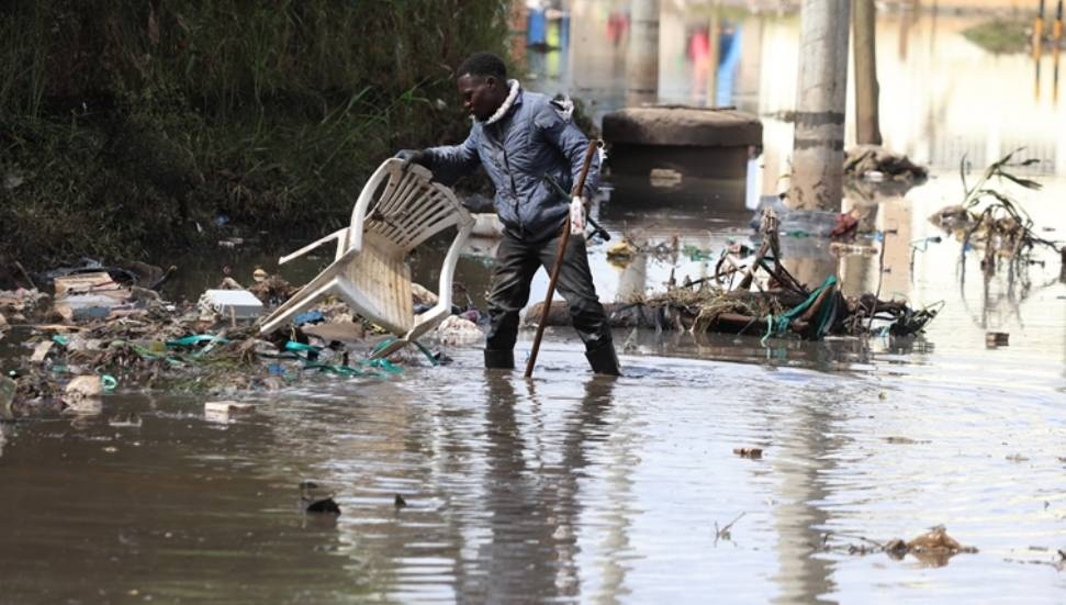 Kenya'da Seller Sebebiyle Ölü Sayısı 50'ye Ulaştı