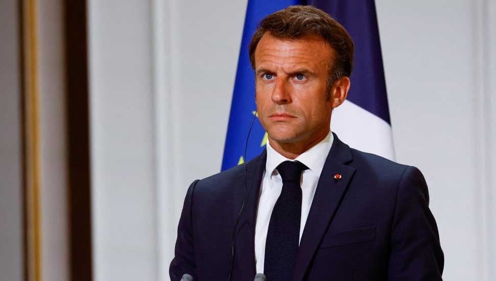 Macron: Şara, Lübnan'ın Toprakları Üzerinde Kontrol Çabalarını Destekliyor