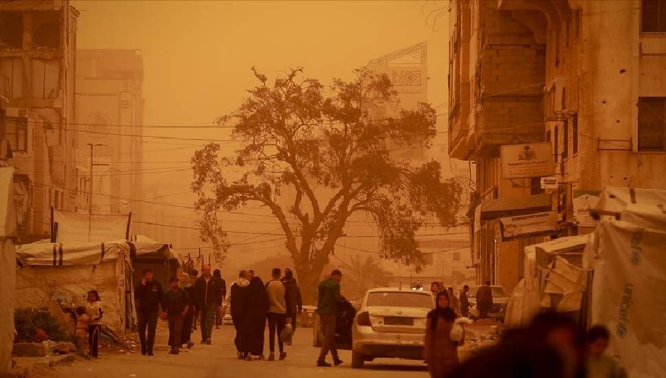 Gazze'deki Kum Fırtınası, Filistinlilerin Zor Hayatını Derinleştiriyor
