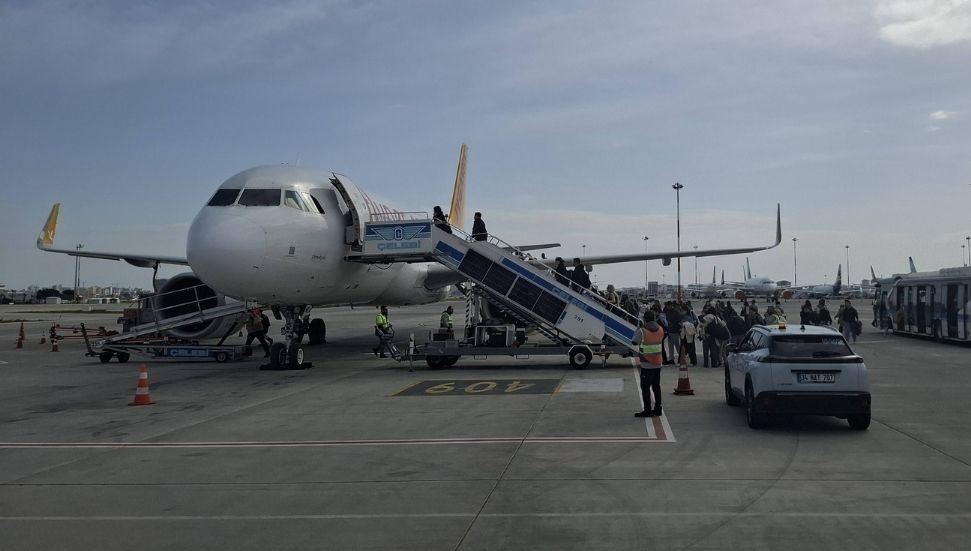 Ercan Havalimanı'ndaki GPS Arızası, Antalya-Ercan Uçuşunu Engelledi