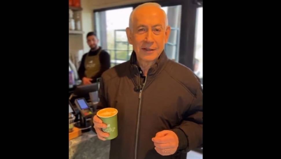 Netanyahu, 'Öldü' İddialarına Video ile Yanıt Verdi