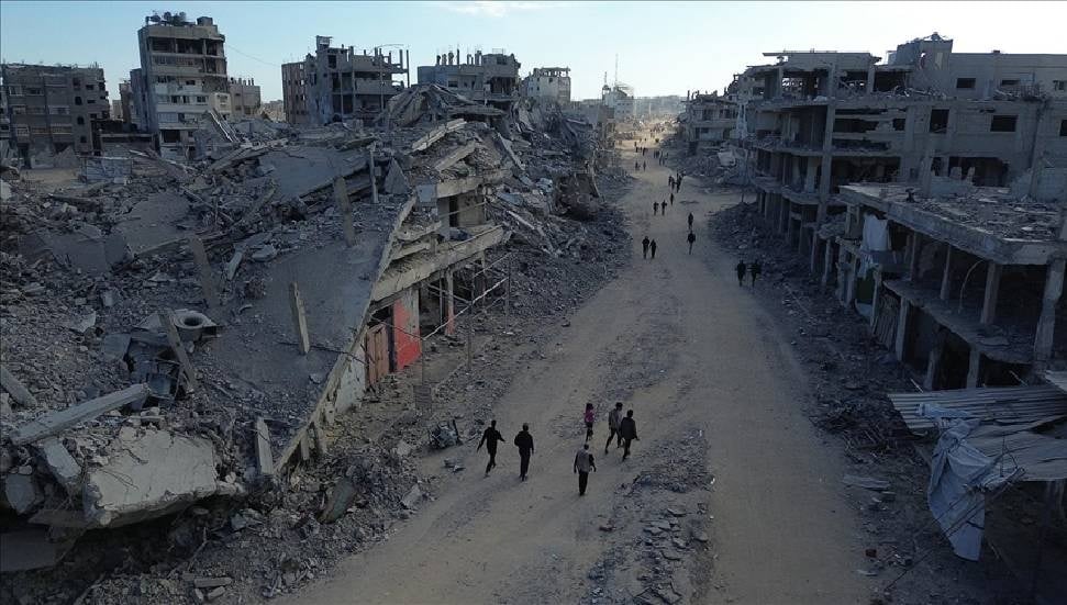 Gazze'de Duvarın Çökmesiyle 3 Filistinli Hayatını Kaybetti