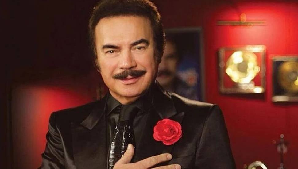 Orhan Gencebay Yüksek Ateşle Hastaneye Kaldırıldı