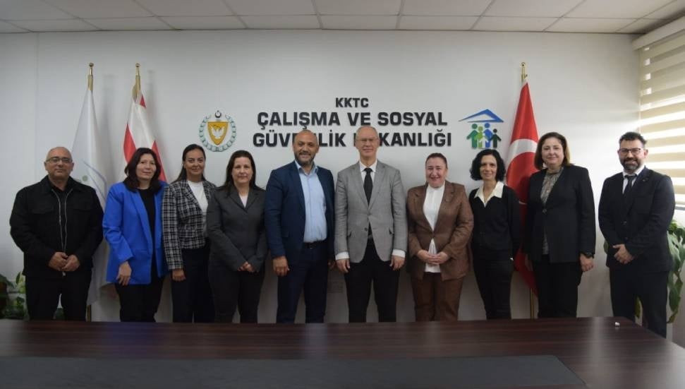 Hasipoğlu, Dünya Sosyal Hizmet Günü’nde Sosyal Hizmetler Dairesi’ni Ziyaret Etti