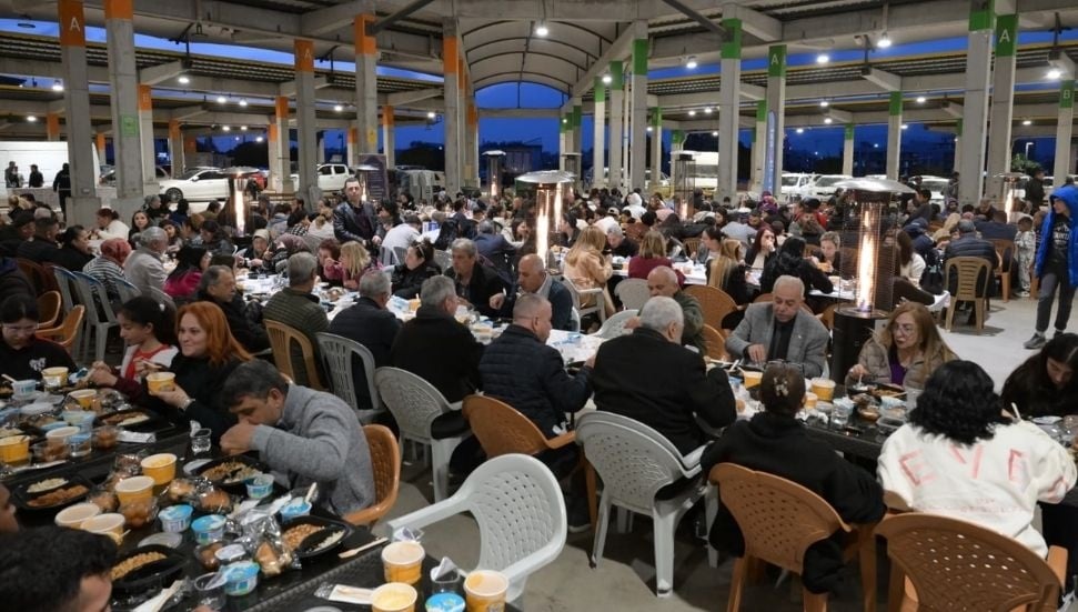 Lefkoşa'da İftar Yemeği: Lefkoşa Türk Belediyesi ve Creditwest Bank İş Birliği