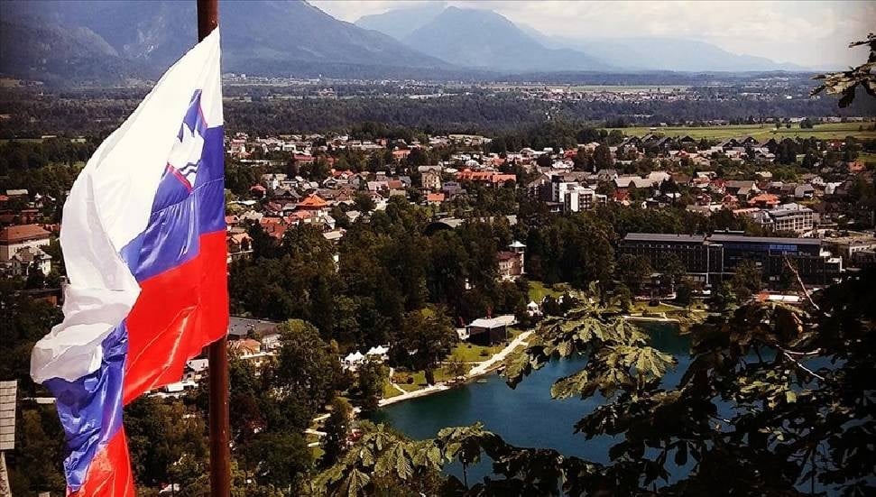 Slovenya'da İsrail ile işbirliği iddiaları SDS'nin oylarını düşürdü