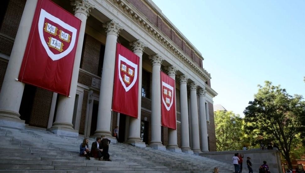 ABD, Harvard Üniversitesi'ne Yahudi Öğrencilere Ayrımcılıktan Dava Açtı