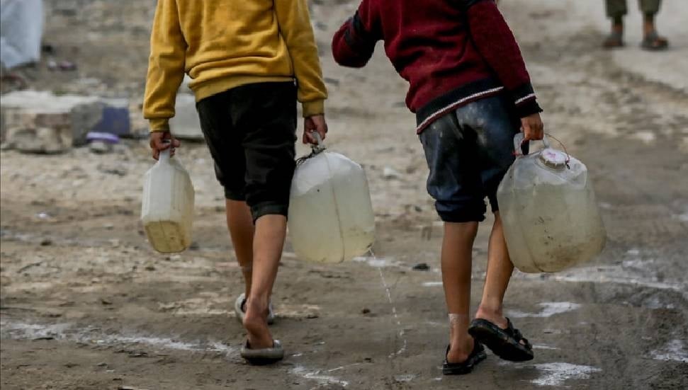 Dünyada 2,2 milyar insan sağlıklı içme suyuna erişemiyor