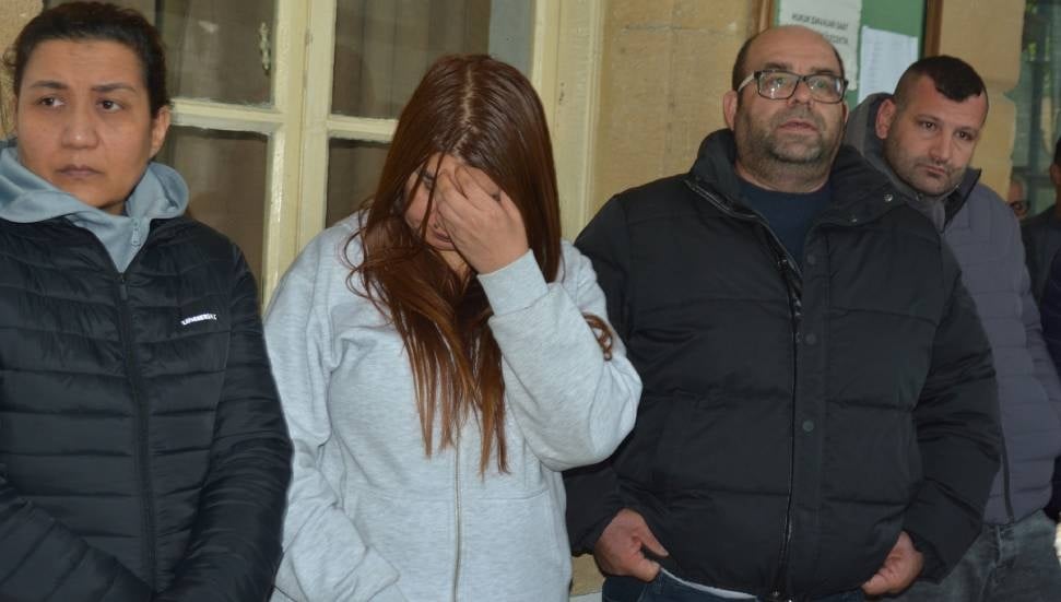 Sahte Kira Sözleşmesiyle Oturma İzni Sağlayan Zanlılar Tutuklandı