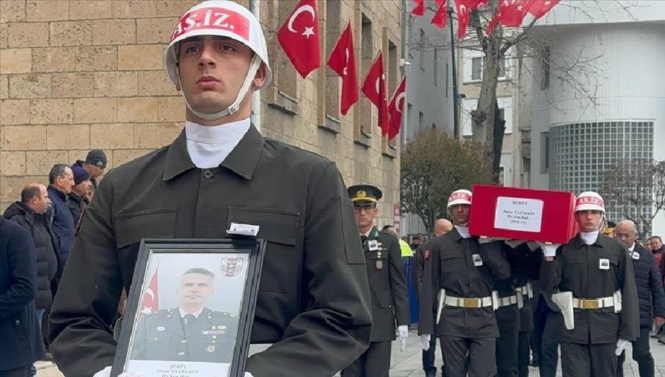 Isparta'da Şehit Binbaşı Taştekin'in Cenazesi Törenle Uğurlandı