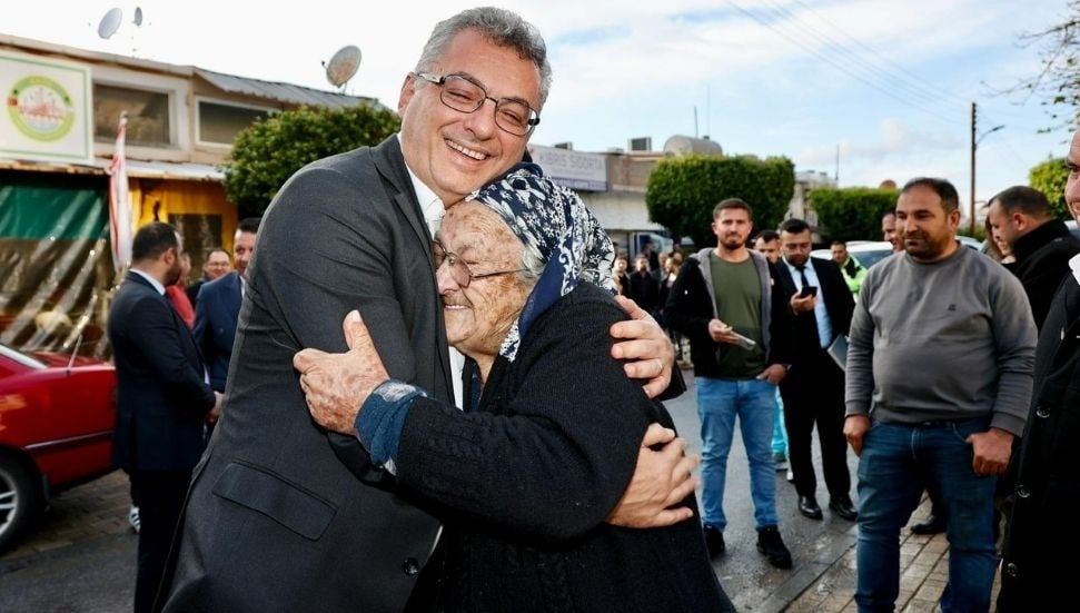 Tufan Erhürman Girne'de yurttaşlarla buluştu: İyi niyetle devam edeceğiz