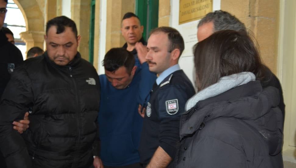 Gönyeli'de 25 gram uyuşturucu ile yakalanan iki şüpheli tutuklandı