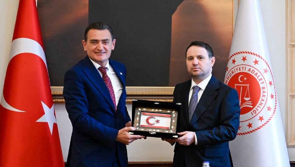 Dursun Oğuz, Akın Gürlek ile görüştü: Türkiye’nin garantörlüğü şarttır