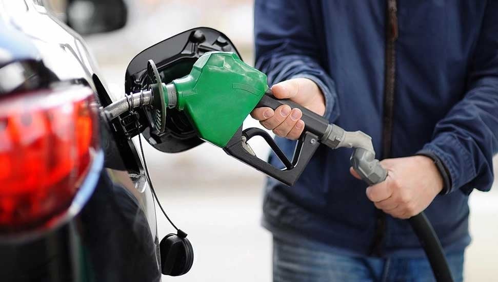 Polonya'da akaryakıt fiyatları için vergi indirimleri geliyor