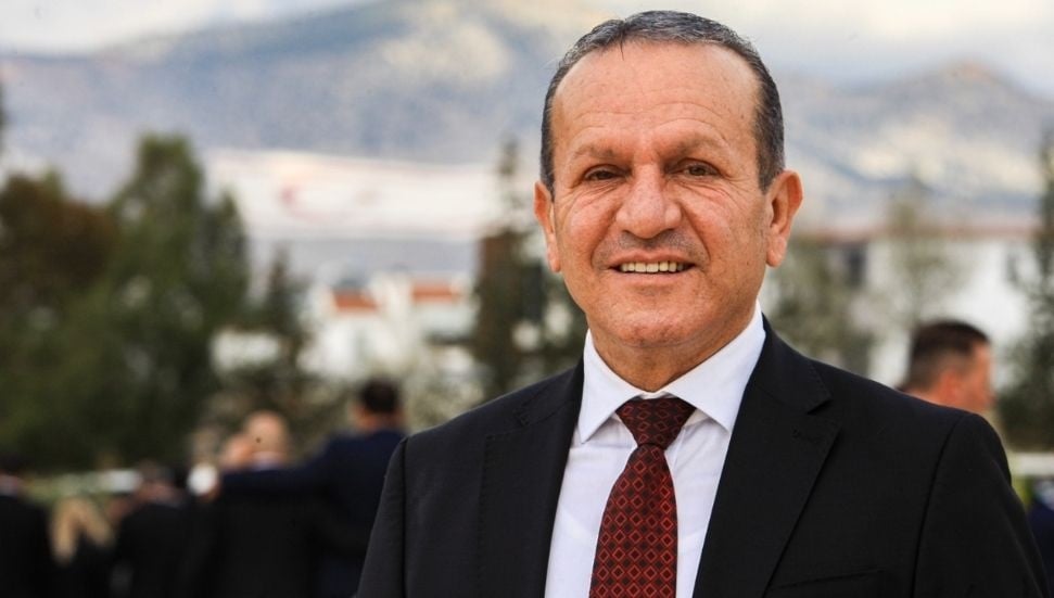 Dünya Tiyatro Günü'nde Ataoğlu'ndan Devlet Tiyatroları Müjdesi