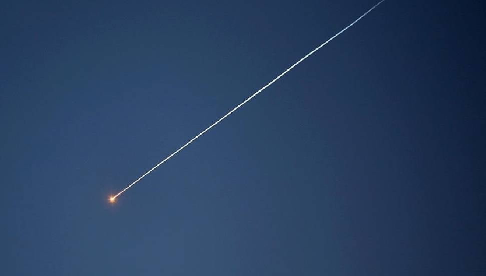 Husiler, Yemen'den İsrail'e Füze Fırlatarak Savaşa Dahil Oldu