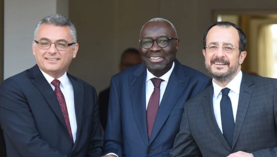 Hristodulidis'in Çelişkili Mesajları Kıbrıs Görüşmelerinde Güveni Sarsıyor