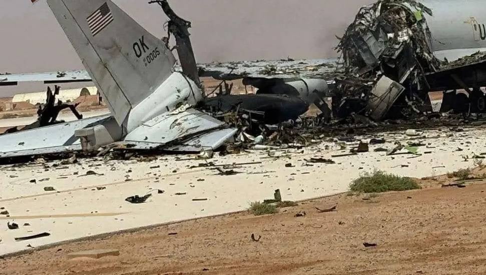 İran, ABD Askerlerine Yönelik Füzeli Saldırı Düzenledi