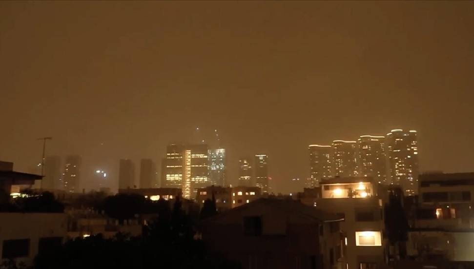 İran'ın Misillemesiyle Tel Aviv ve Orta İsrail'de Sirenler Çaldı