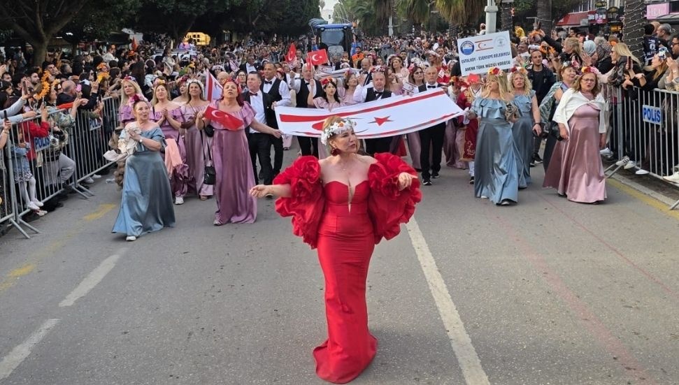KKTC, Adana Festivali’nde Kıbrıs Türk Kültürünü Tanıttı