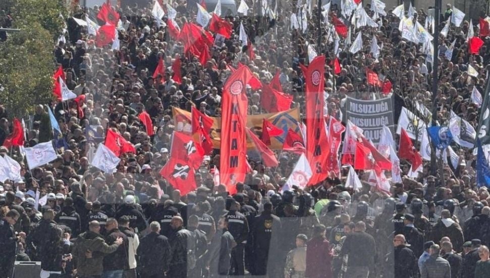 Sendikalar Bugün Genel Grevde ve Meydanlarda Eylem Yapacak!