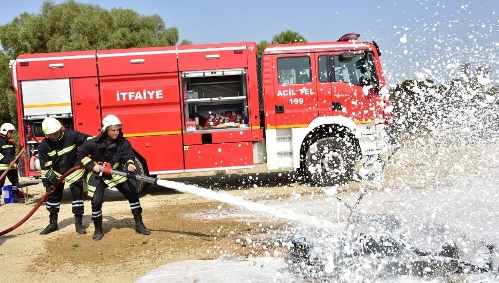 İtfaiye Raporu: 8 Yangın ve 21 Özel Olay Gerçekleşti