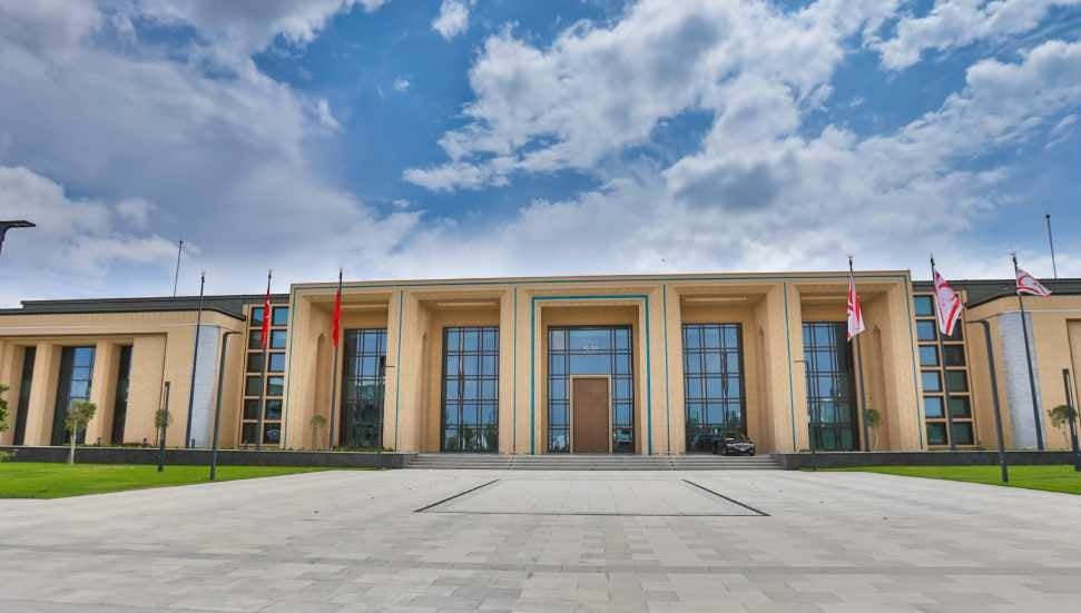 Cumhurbaşkanı Erhürman, Sendika Temsilcileriyle Görüşme Gerçekleştirdi