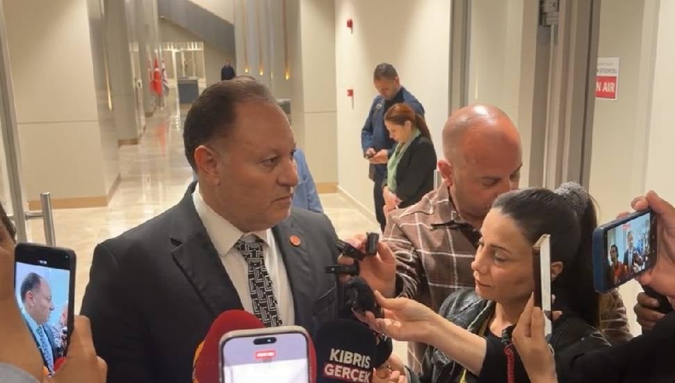 Uzlaşı Arayışı Devam Ediyor: Meclis Başkanı Ziya Öztürkler Açıklama Yaptı