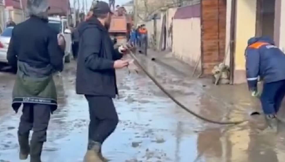 Dağıstan'daki sellerde 6 kişi hayatını kaybetti, Putin toplantı düzenledi