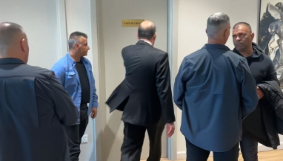 Hasan Küçük Meclis'te Fenalaştı, Revire Götürüldü