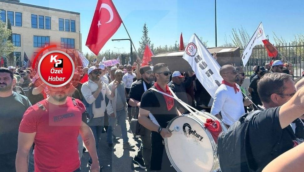Meclis’e Ara Verildi, Okullar Açıldı: Tüm Grevler Ertelendi!