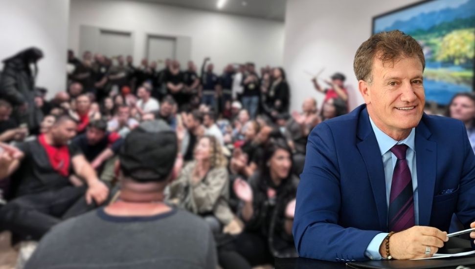 Arıklı'dan CTP'li Vekillere Suçlama: Meclis'e Eylemci Yönlendiriliyor