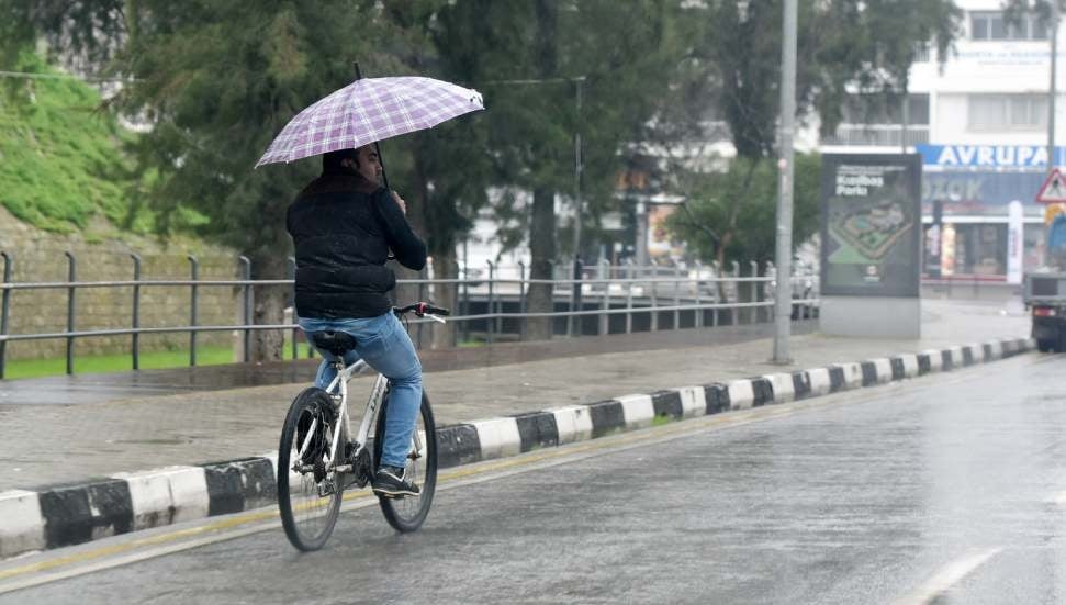Koruçam'a 2 kg ile En Fazla Yağış Düştü, Meteoroloji Açıkladı