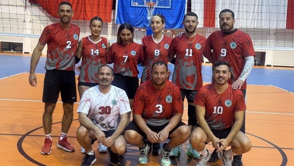 Voleybol Turnuvası’nda Yarı Final Eşleşmeleri Belli Oldu