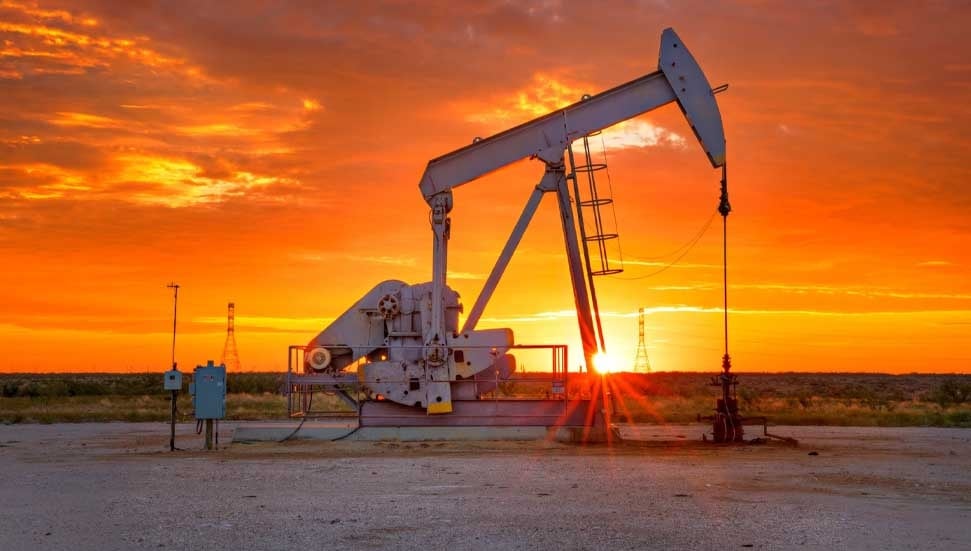 Hürmüz Boğazı'ndaki kısıtlamalar petrol fiyatlarını yükseltiyor