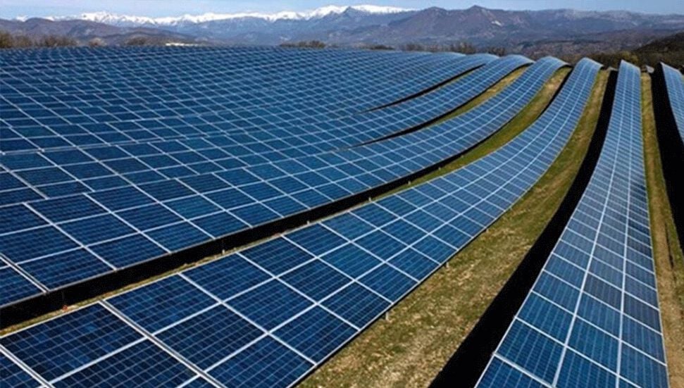 Rum Yönetimi, 10 Yeni Güneş Parkı Kurmayı Hedefliyor