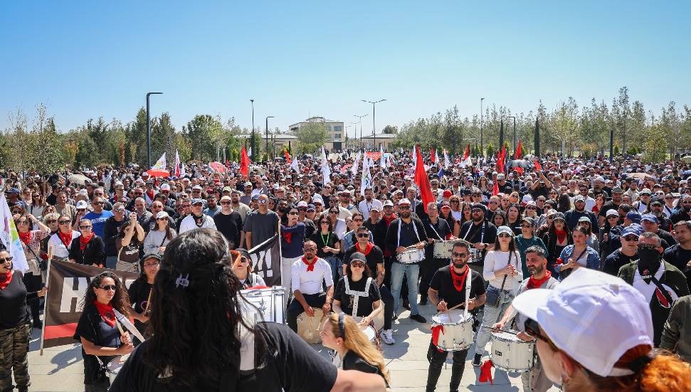 Sendikalar 13 Nisan'da Genel Grev Yapacak: Meclis Önünde Eylem Var